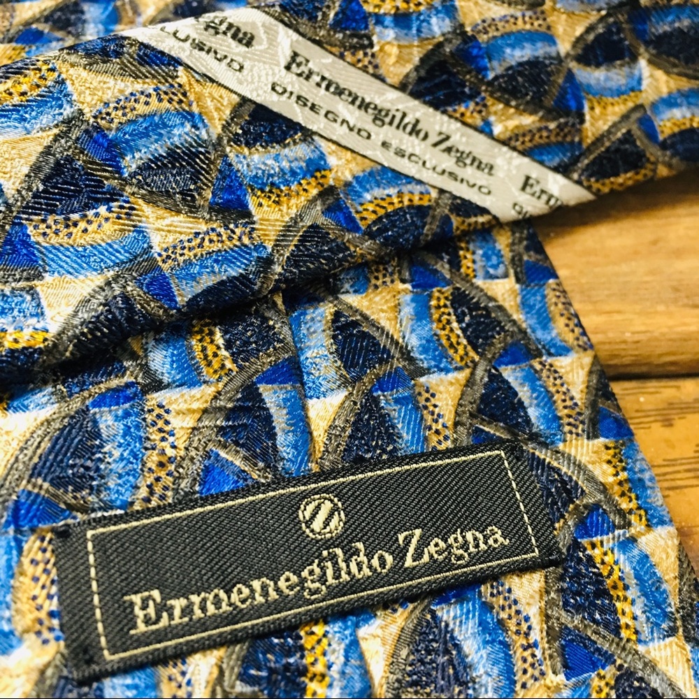 Ermenegildo Zegna Blue Pattern Mens Tie